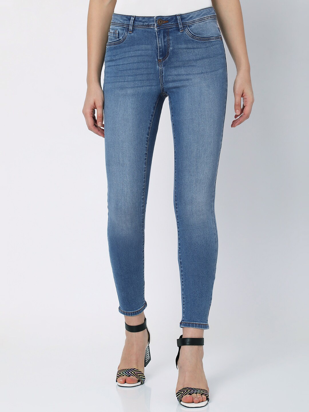 

Vero Moda Women Blue Light Fade Stretchable Jeans