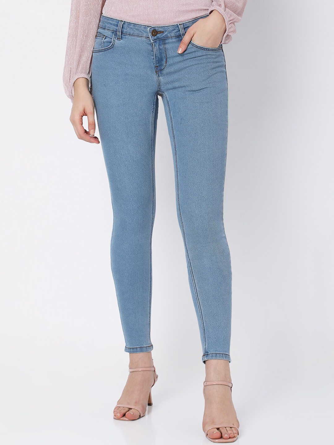 

Vero Moda Women Blue Low-Rise Stretchable Jeans