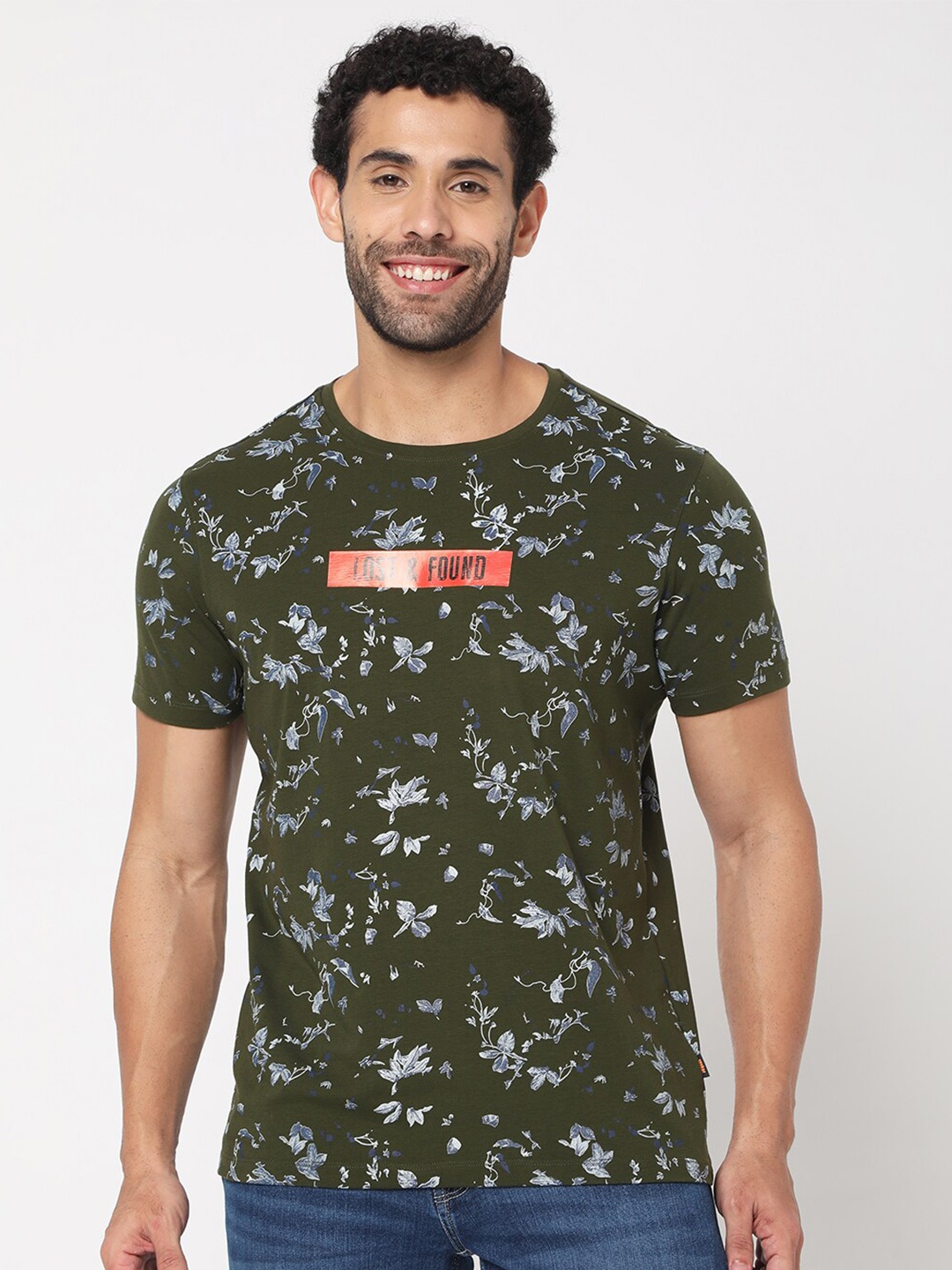

SPYKAR Men Green Printed Raw Edge Slim Fit T-shirt
