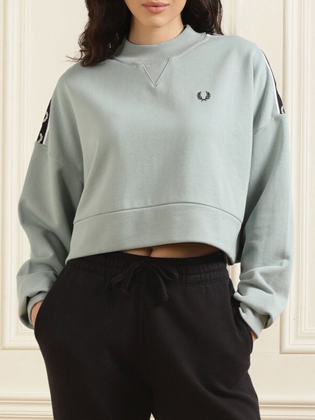 

Fred Perry Women Solid Crop Sweatshirt, Blue