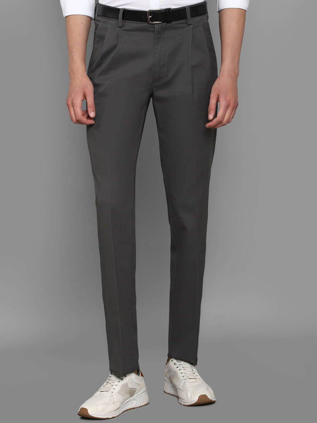

Allen Solly Men Pleated Trouser, Grey