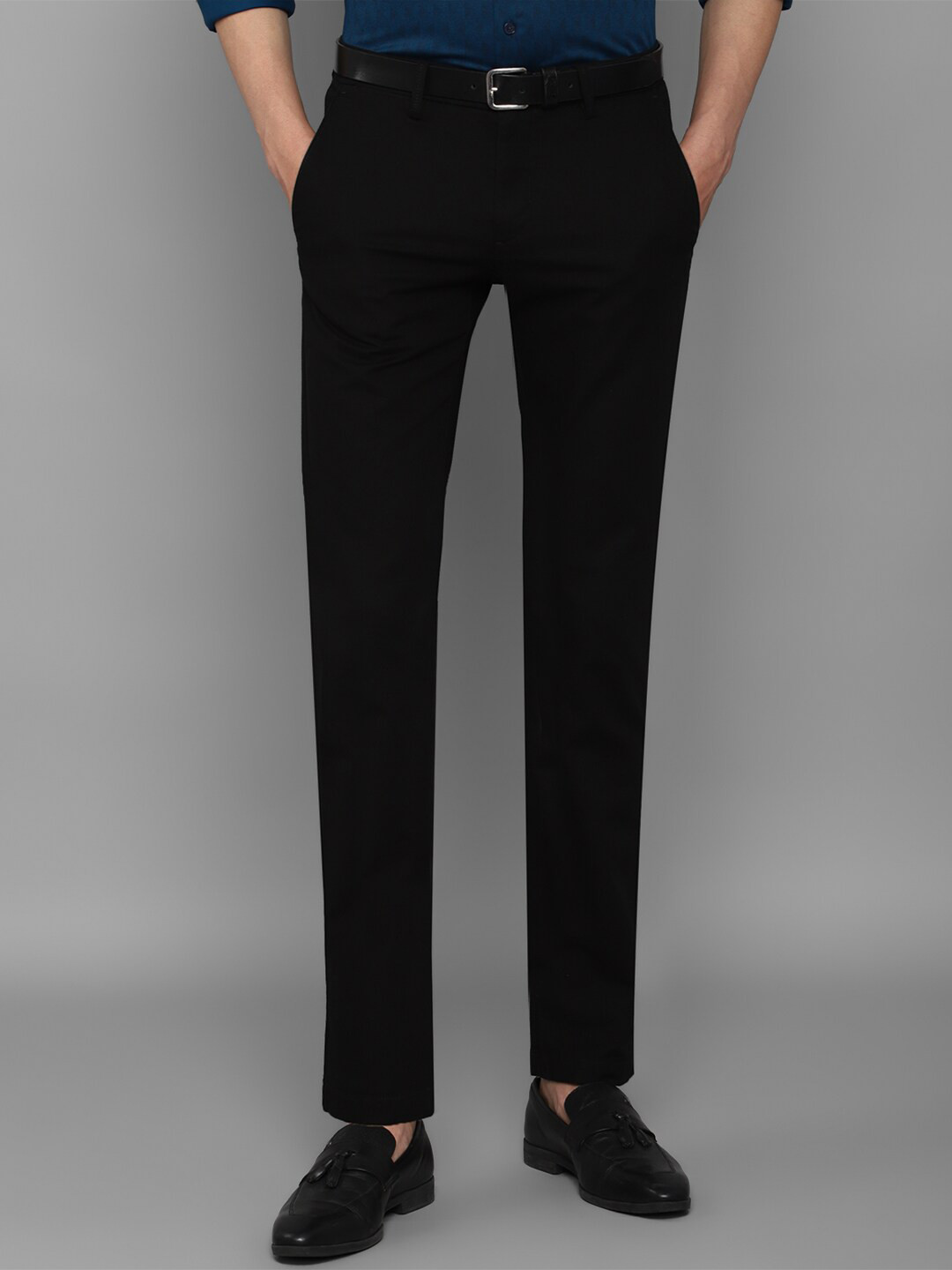 

Allen Solly Men Slim Fit Trouser, Black
