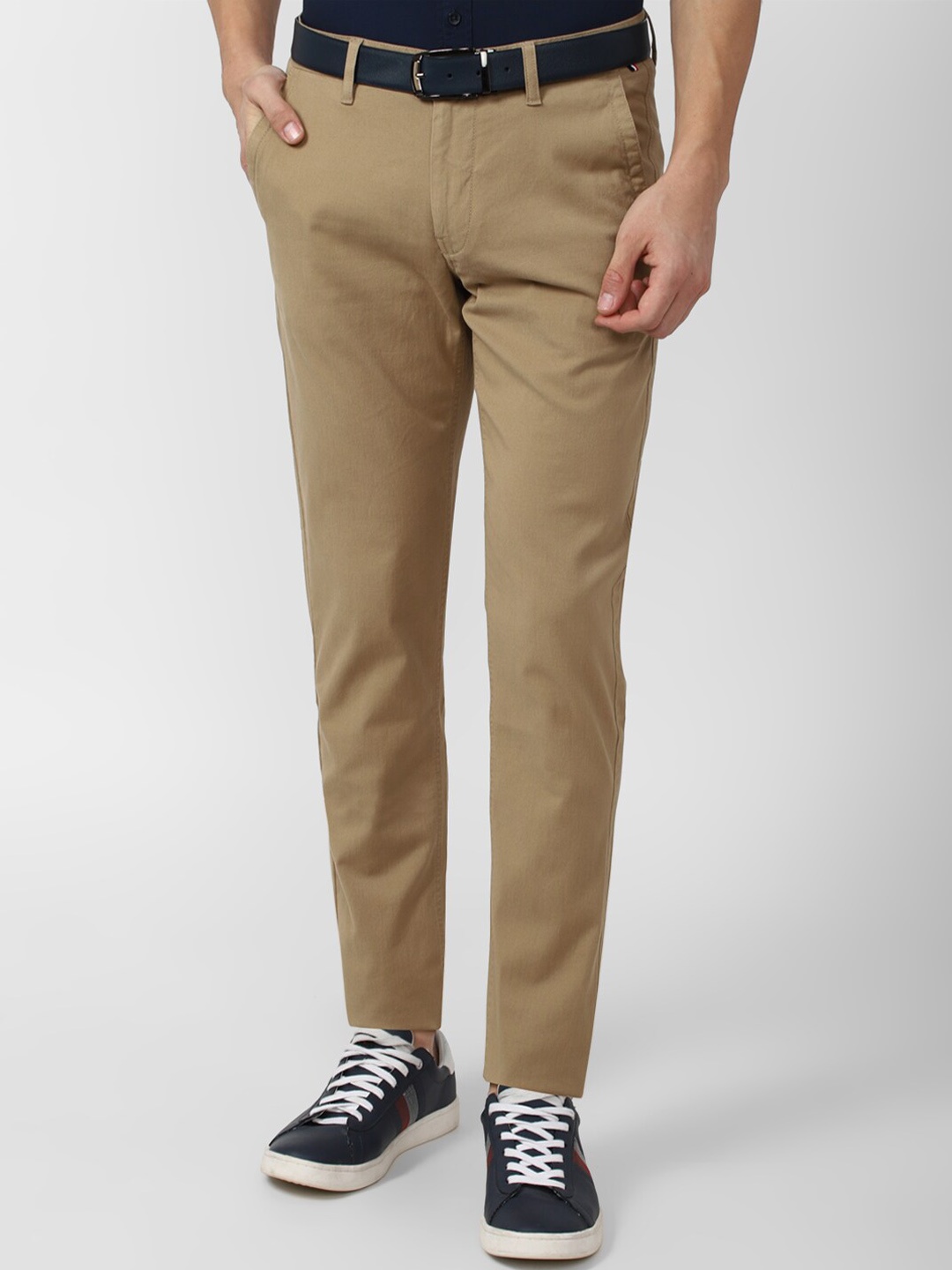 

Van Heusen Sport Men Khaki Slim Fit Trouser