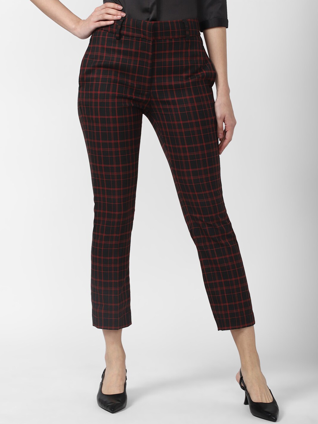 

Van Heusen Woman Checked Trousers, Black