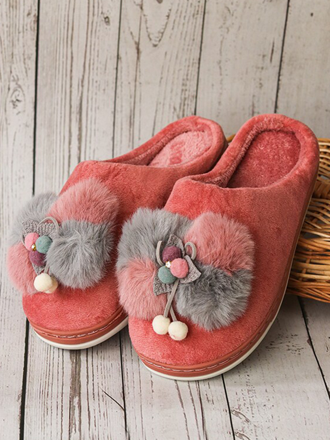 

Brauch Women Pink & Grey Self Designed Winter Room Slippers
