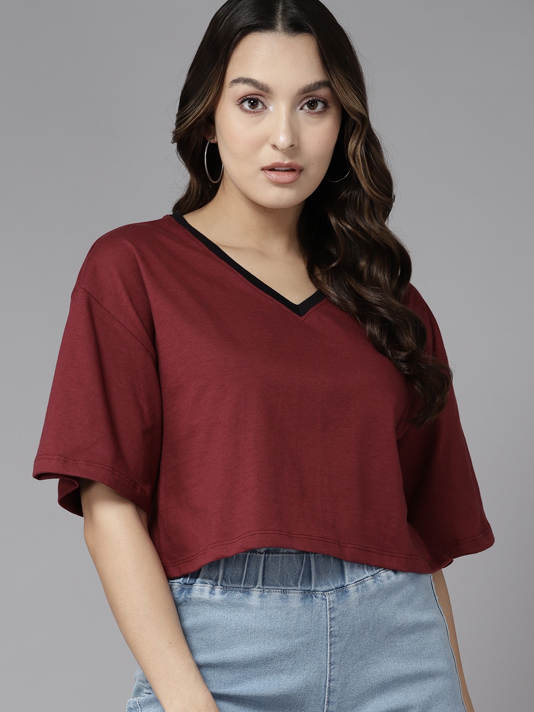 

The Roadster Lifestyle Co. Women Maroon V-Neck Drop-Shoulder Sleeves T-shirt