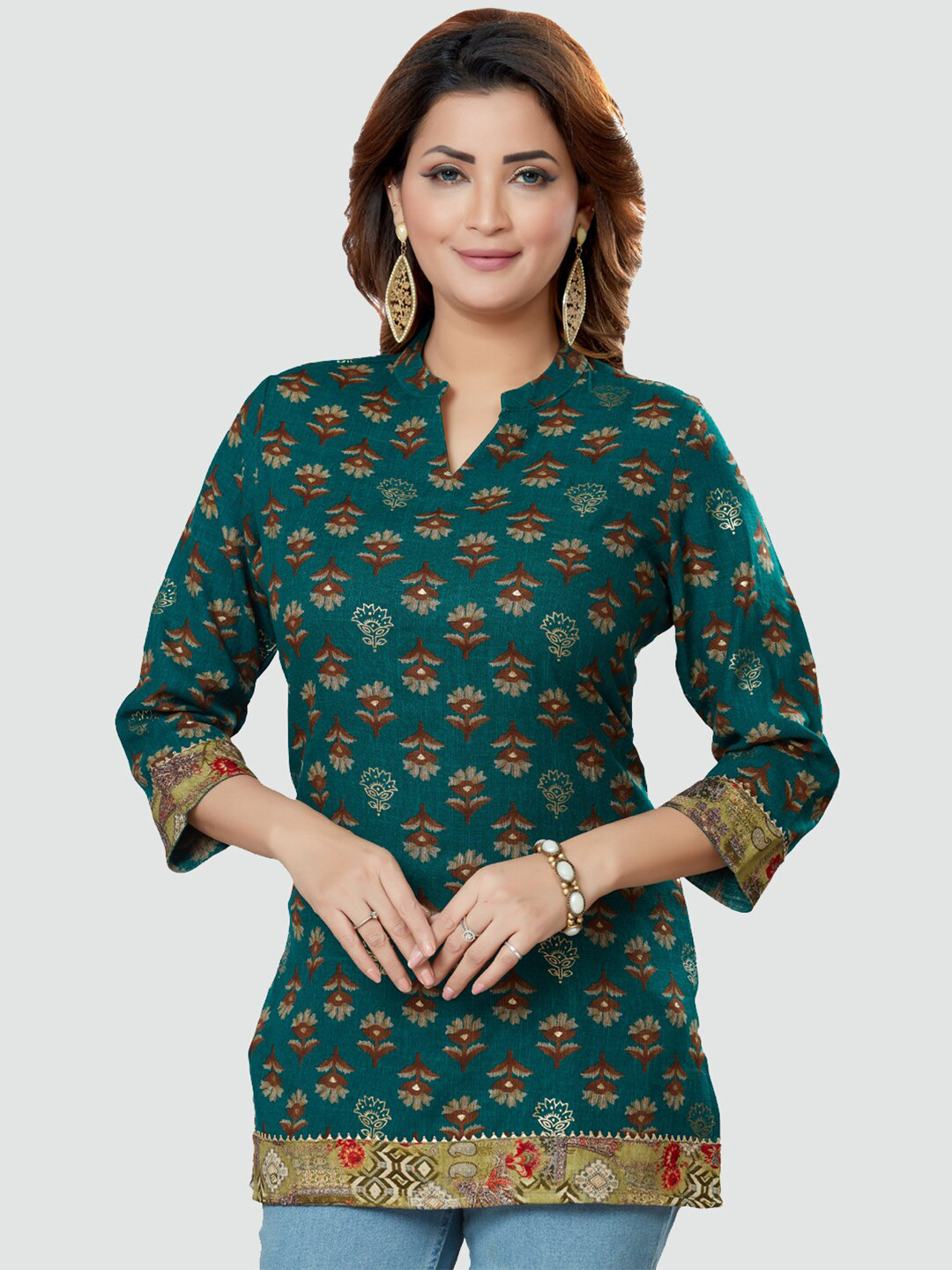 

Saree Swarg Floral Printed Kurti, Green