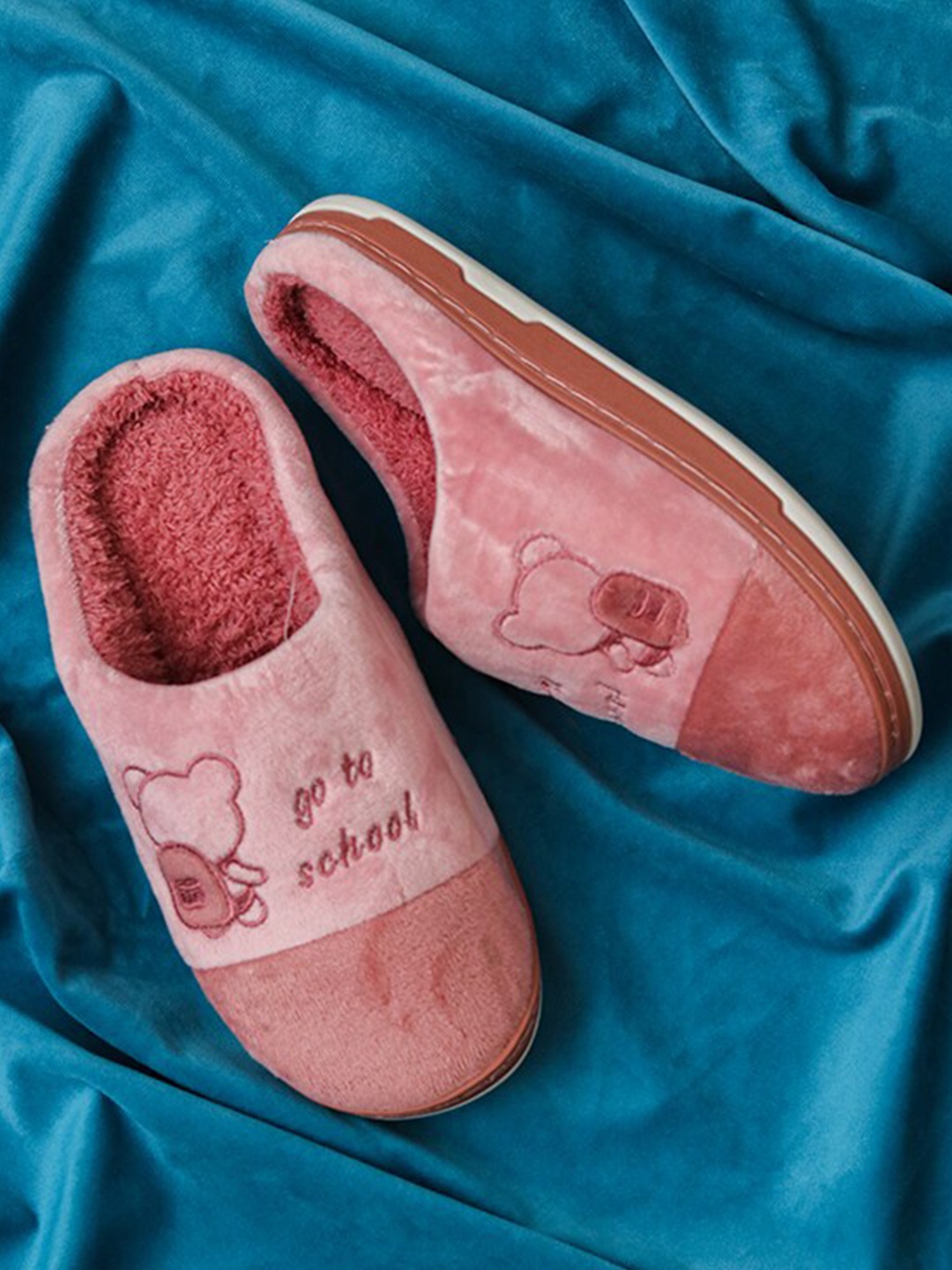 

Brauch Women Pink Printed Room Slippers