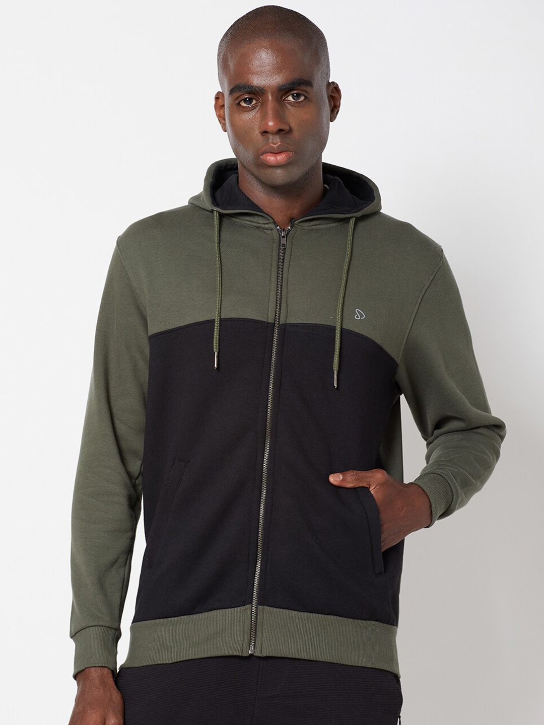 

SPORTO Men Colourblocked Hooded Sweatshirt, Olive