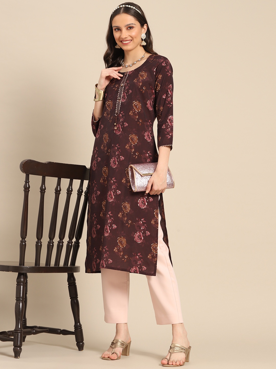 

Sangria Women Burgundy & Brown Floral Printed Gotta Patti Kurta