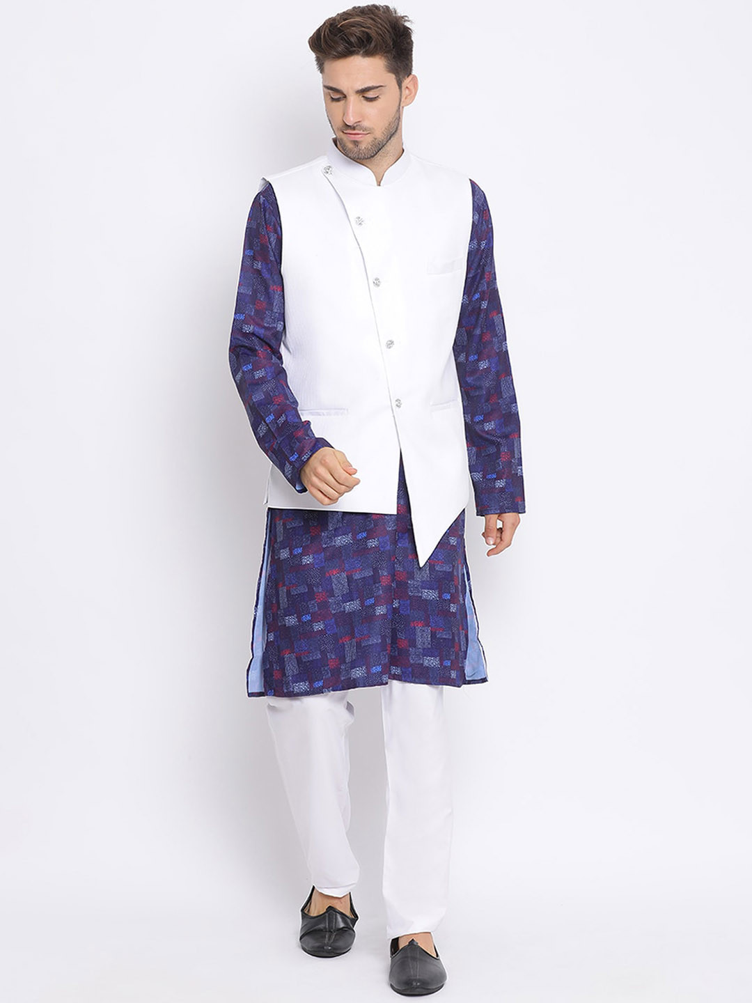 

hangup trend Men Printed Kurta & Pyjamas With Nehru Jacket, White