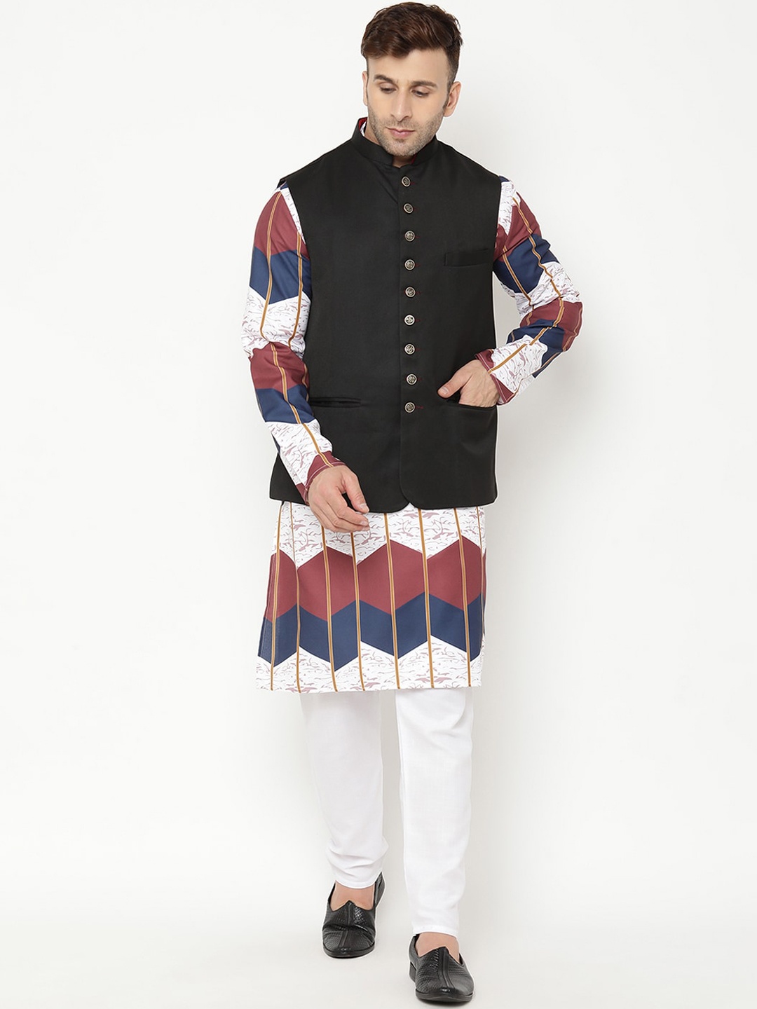 

hangup trend Men White & Blue Colourblocked Kurta with Pyjama & Nehru Jacket