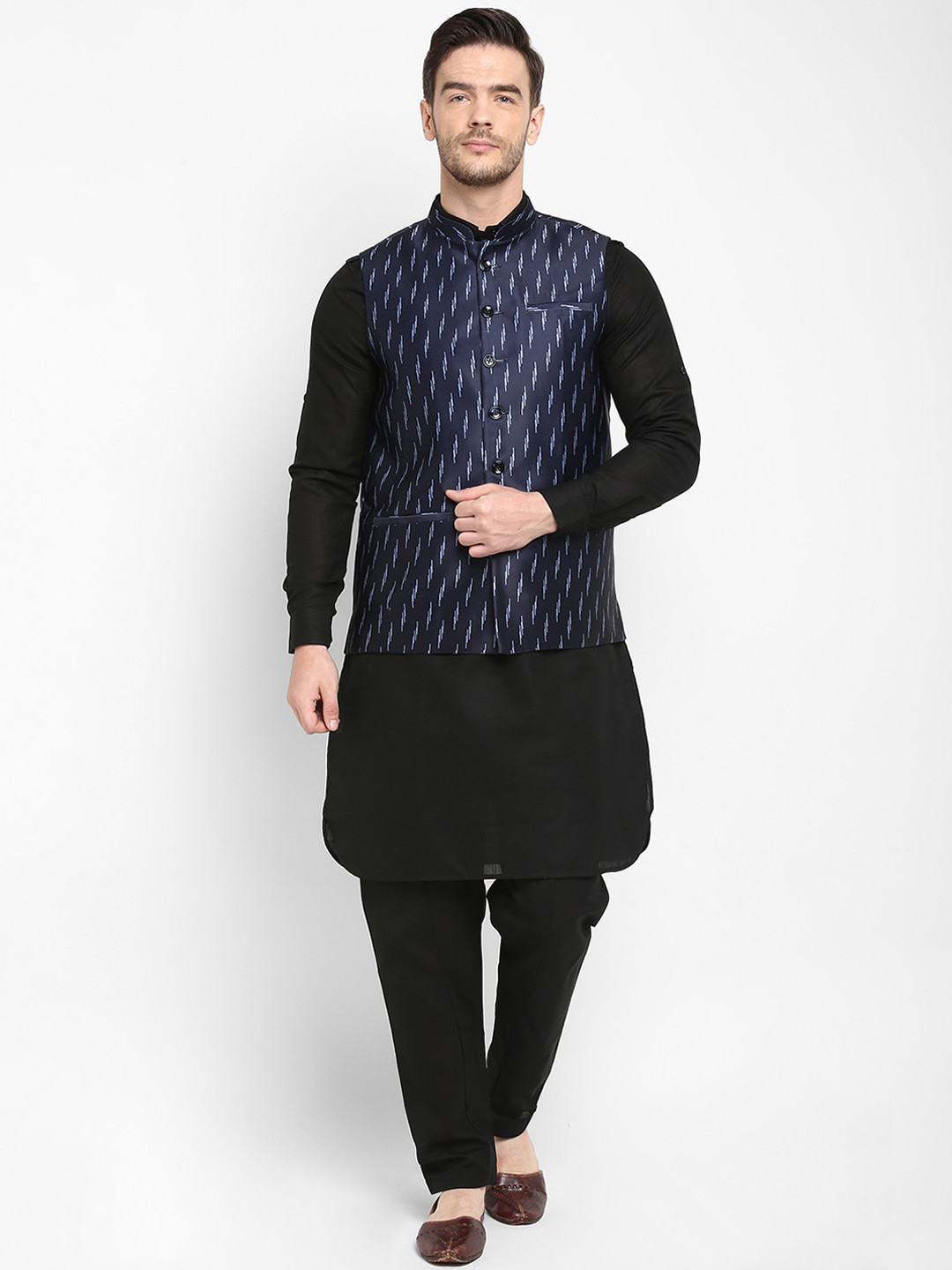 

hangup trend Men Linen Kurta & Pyjamas With Nehru Jacket, Black