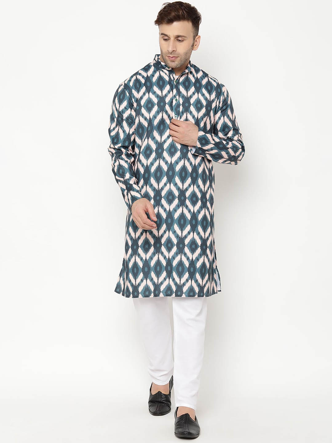 

hangup trend Men White Ethnic Motifs Printed Kurta with Pyjama