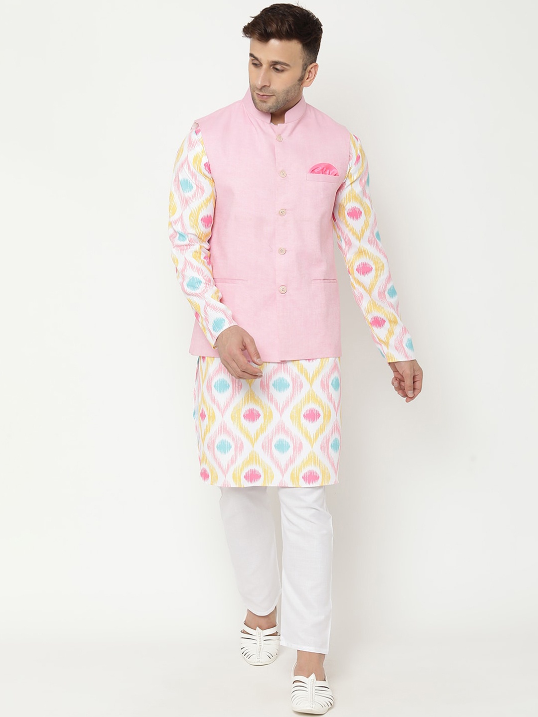 

hangup trend Men Yellow And Pink Ethnic Motifs Printed Kurta With Pyjama And Nehru Jacket