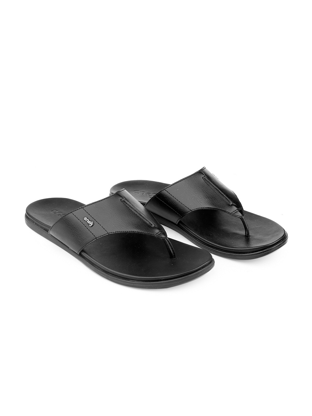 

One8 Select By Virat Kohli Men Comfort Slippers, Black