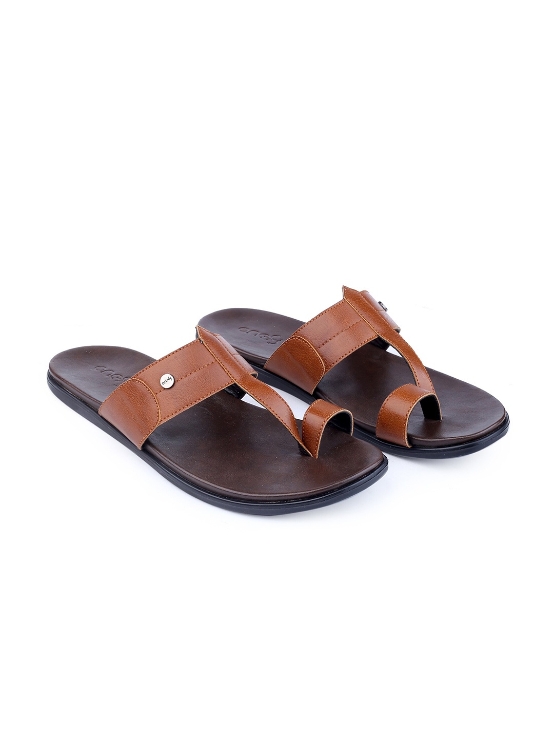 

One8 Select By Virat Kohli Men Comfort Slippers, Tan