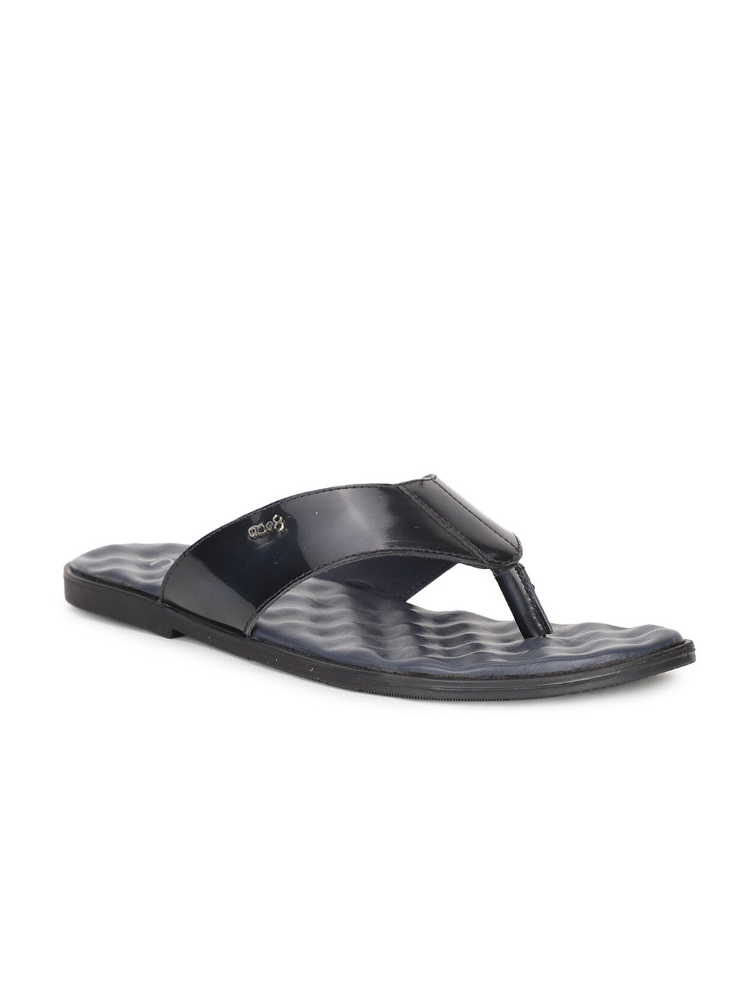 

One8 Select By Virat Kohli Men Leather Slippers, Black