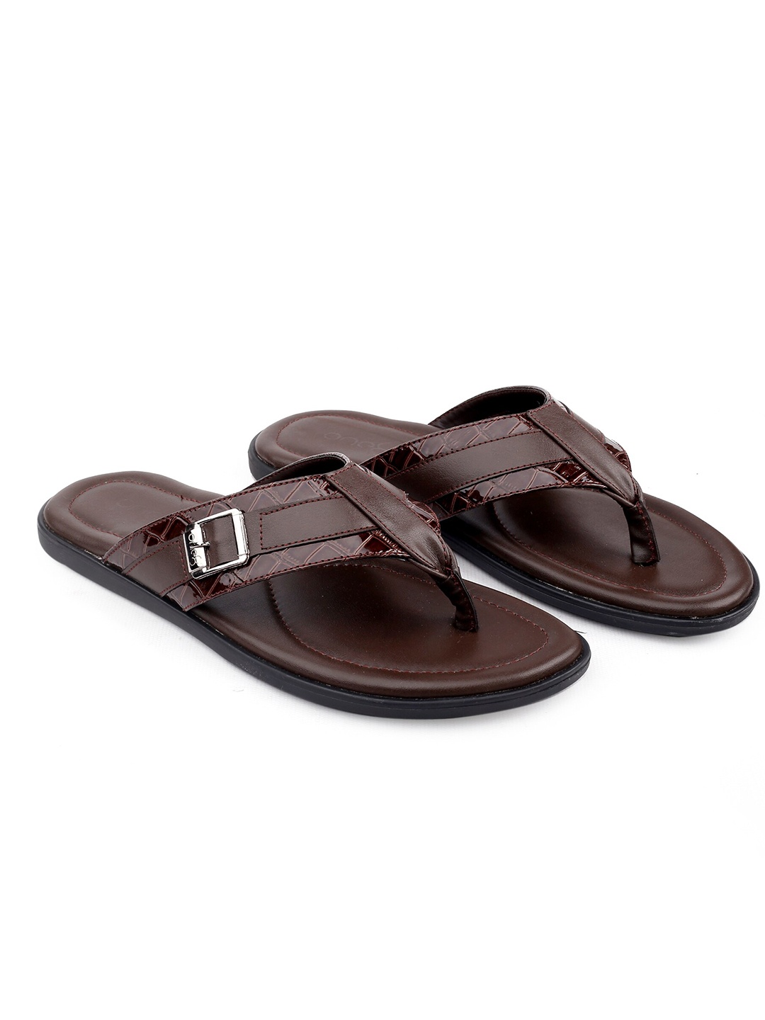 

One8 Select By Virat Kohli Men Comfort Slippers, Brown