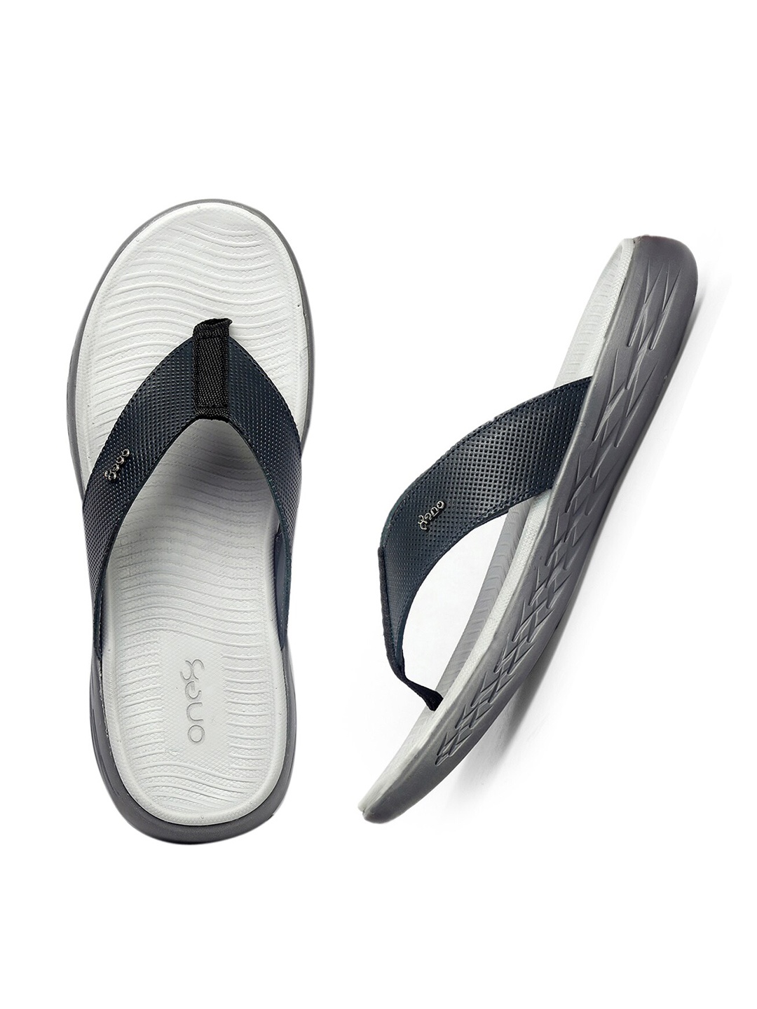 

One8 Select By Virat Kohli Men Leather Slippers, Navy blue