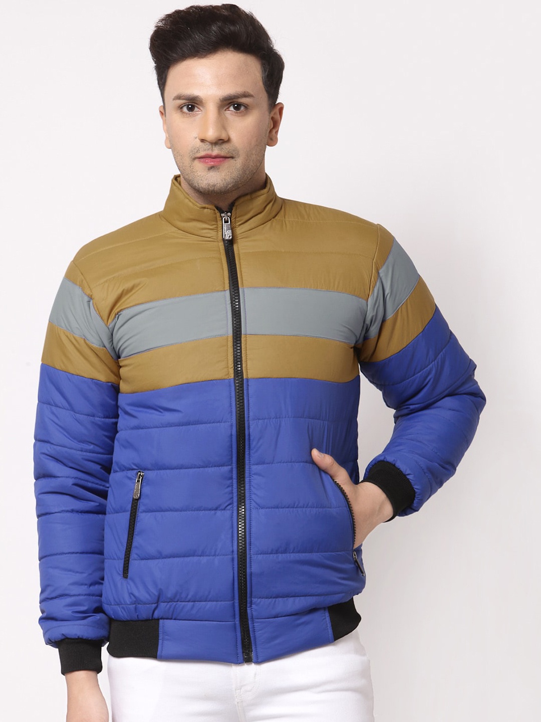 

KLOTTHE Men Colourblocked Padded Jacket, Blue