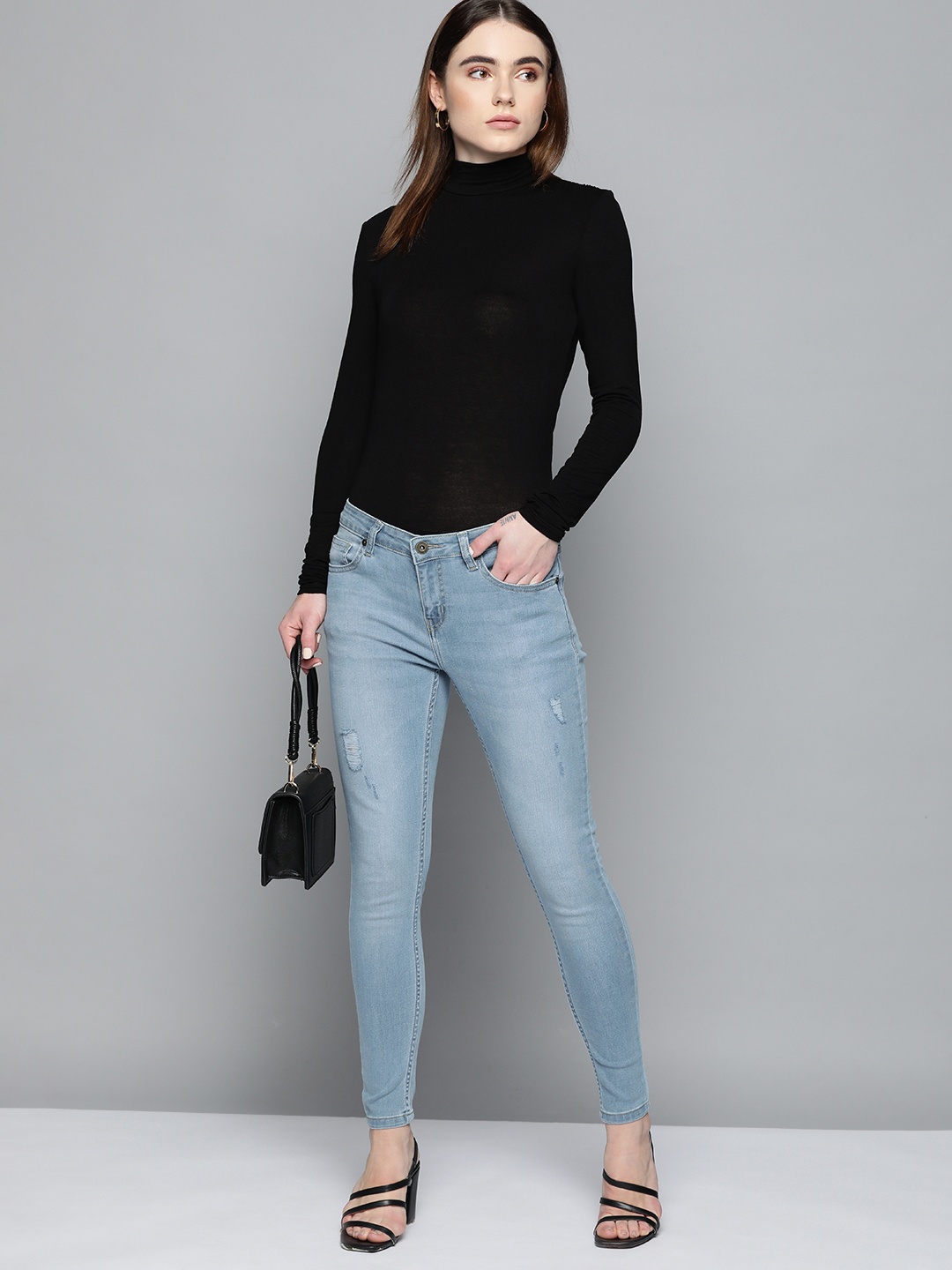 

Chemistry Women Skinny Fit Ripped Light Fade Stretchable Jeans, Blue