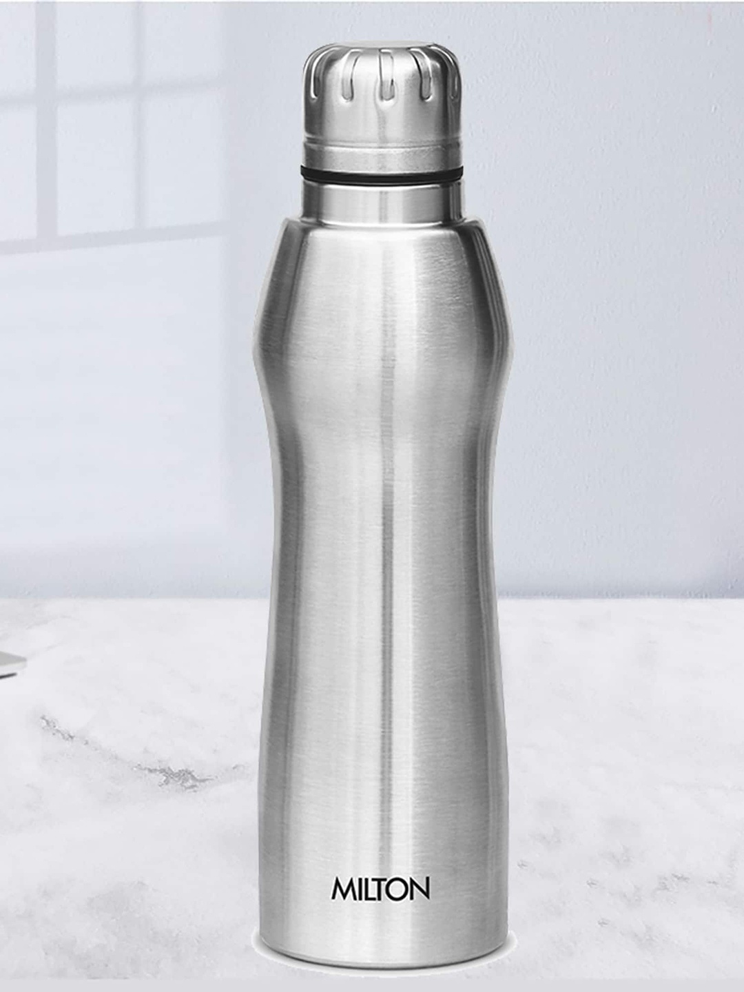 

Milton Set Of 4 Silver Elate 750 Stainless Steel Water Bottles 635ML