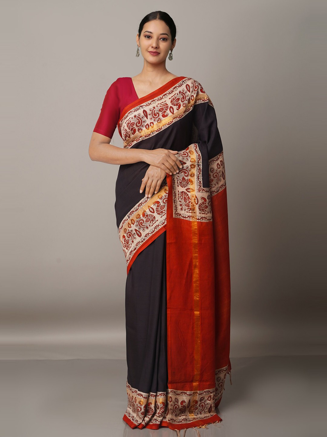 

Unnati Silks Black & Orange Silk Blend Bagru Saree