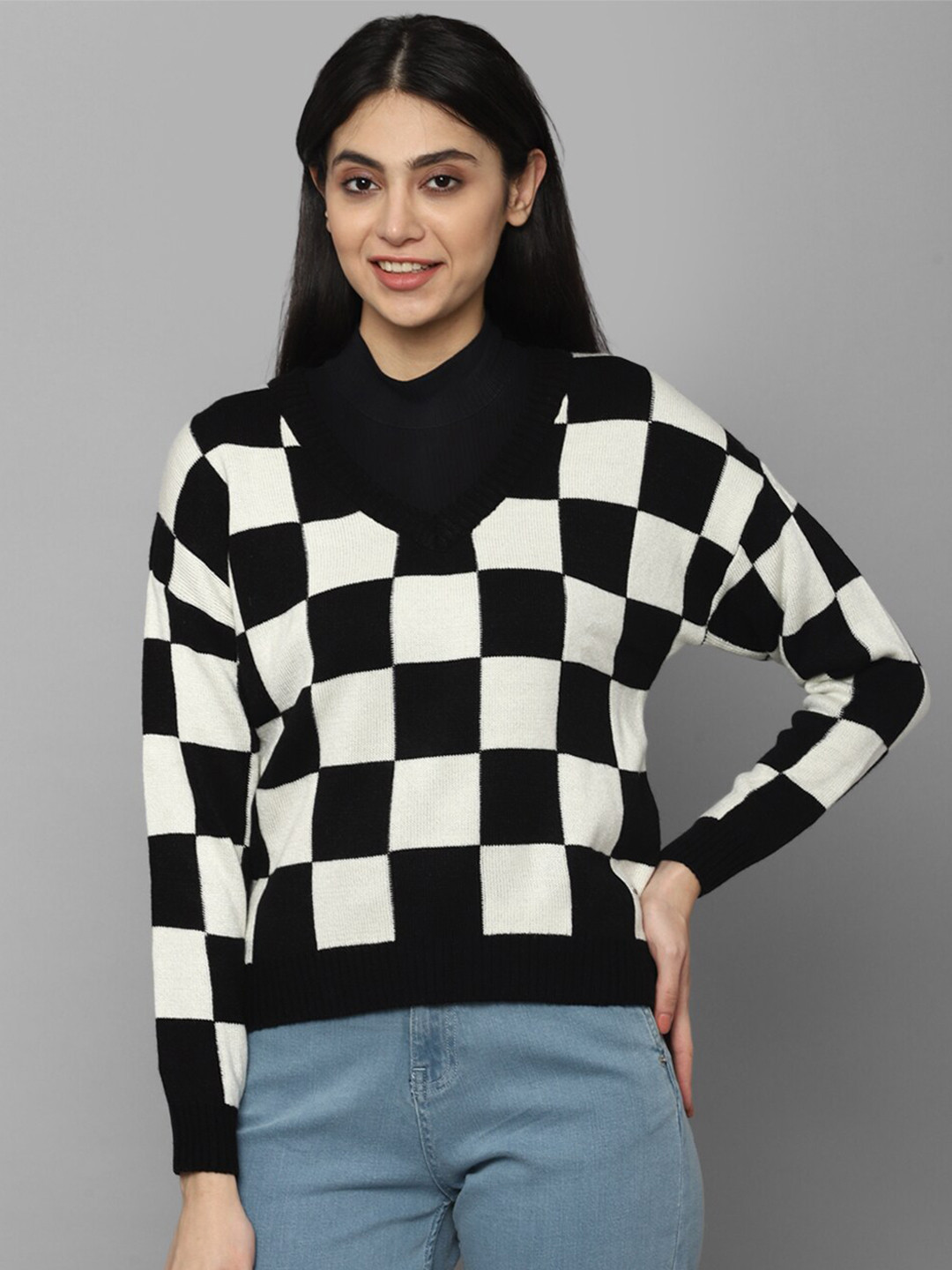 

Allen Solly Woman Women White & Black Checked Cotton Pullover Sweater