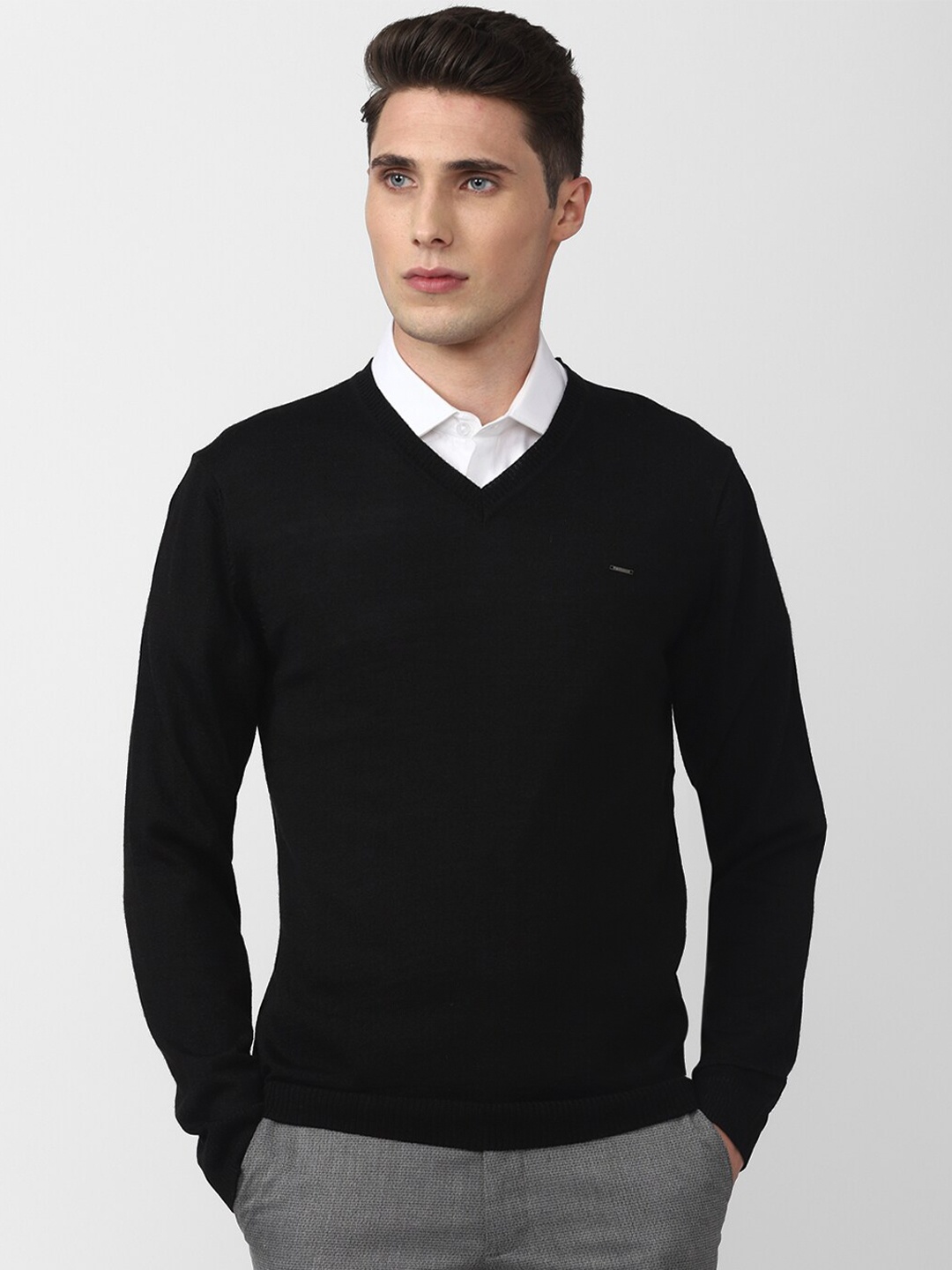 

Van Heusen Men Black Pullover