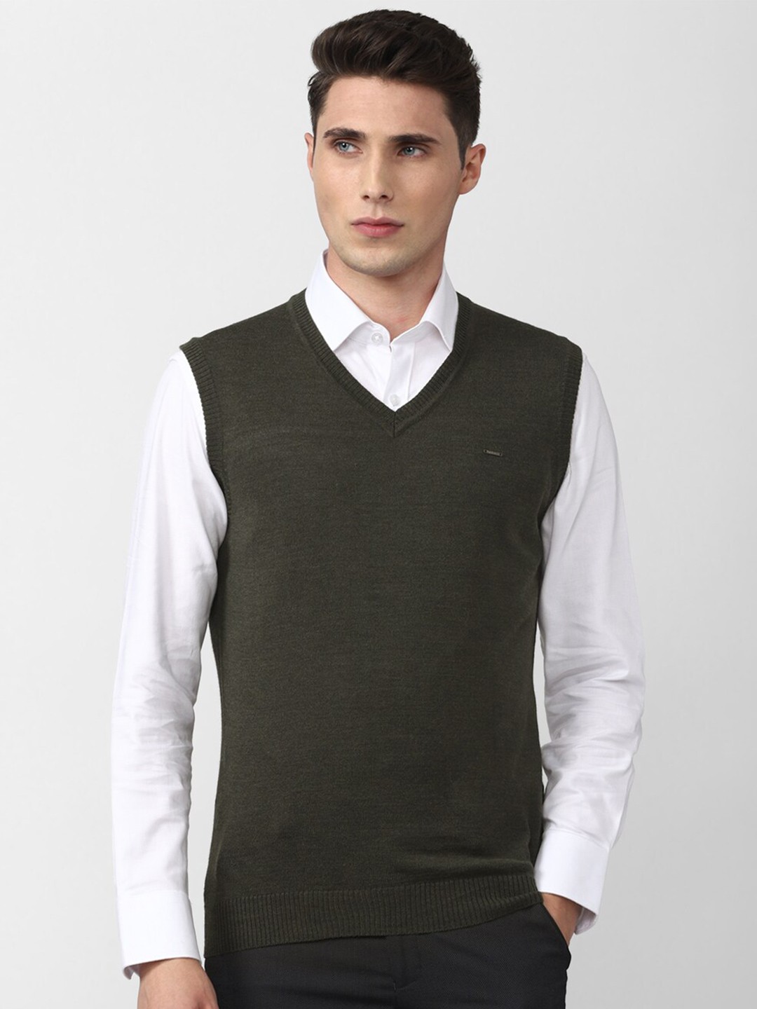 

Van Heusen Men Green Sweater Vest