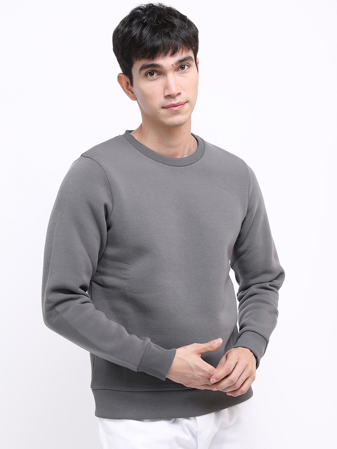 

HIGHLANDER Men Solid Sweatshirt, Charcoal