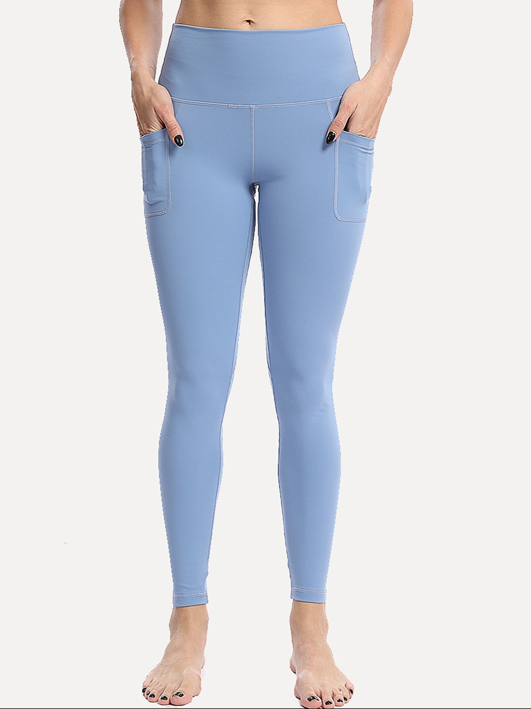 

URBANIC Women Solid Tights, Blue