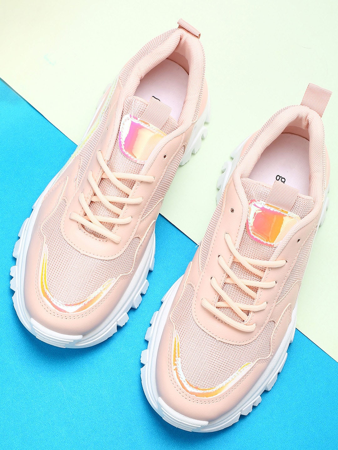 

Ginger by Lifestyle Women Woven Design Sneakers, Pink