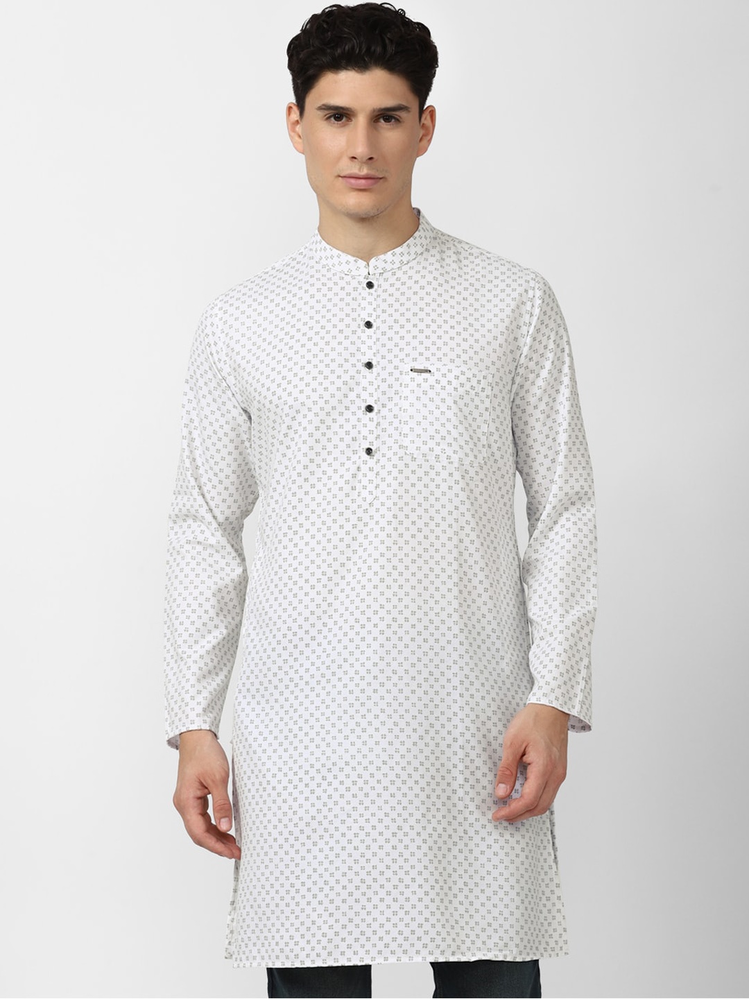 

Peter England Men White & Black Geometric Printed Kurta
