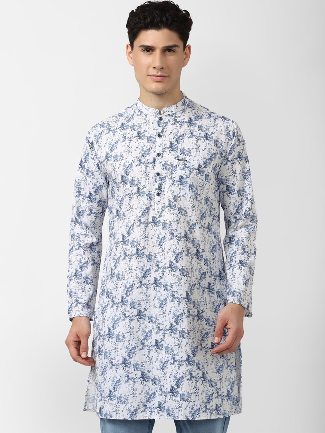 

Peter England Men White & Blue Floral Printed Floral Kurta