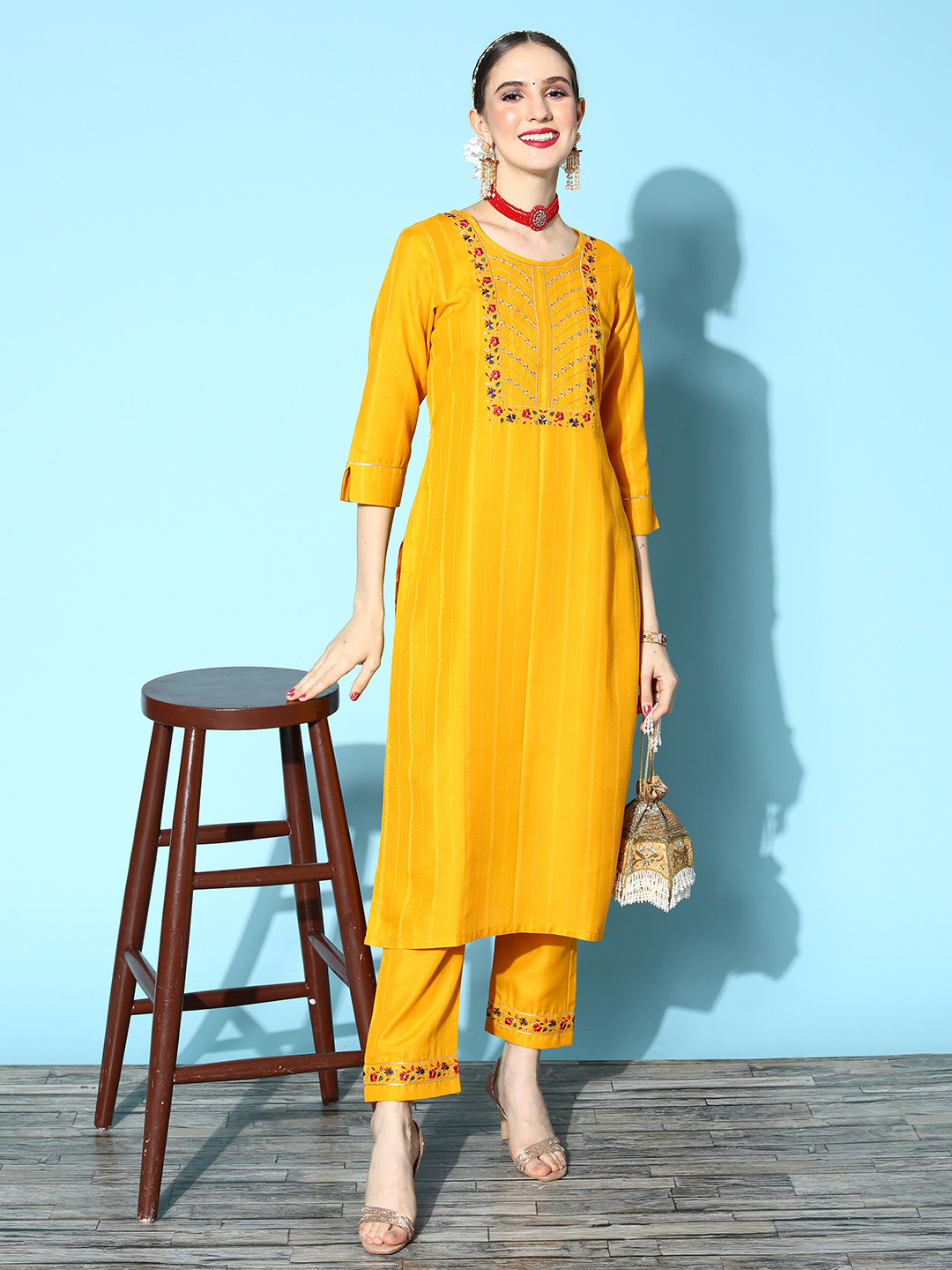 

SheWill Women Ethnic Motifs Cotton Blend Hyper Texture Kurta Set, Yellow