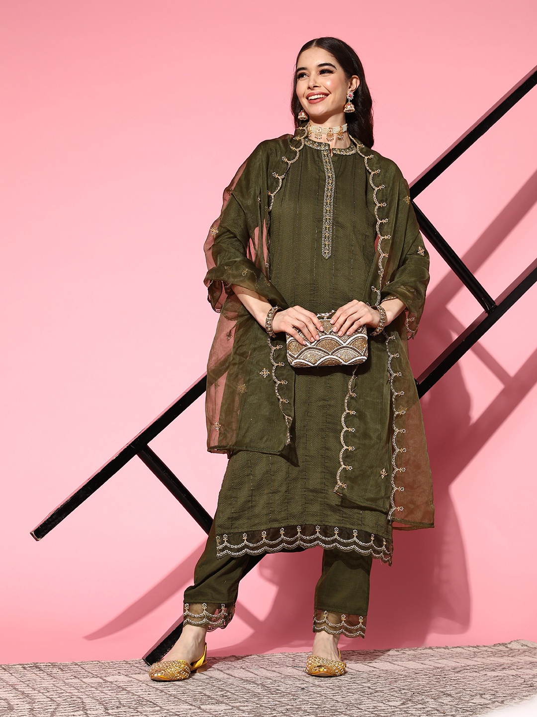 

SheWill Women Olive Green Ethnic Motifs Embroidered Thread Work Kurta with Trousers & With Dupatta