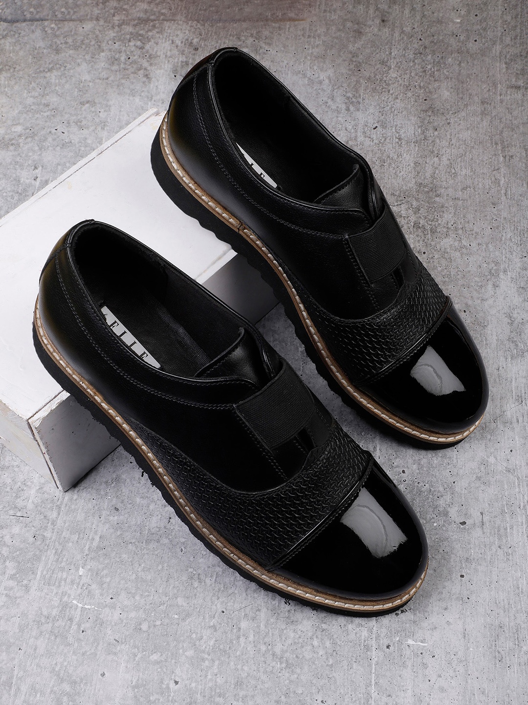 

ELLE Women Woven Design Slip-On Sneakers, Black