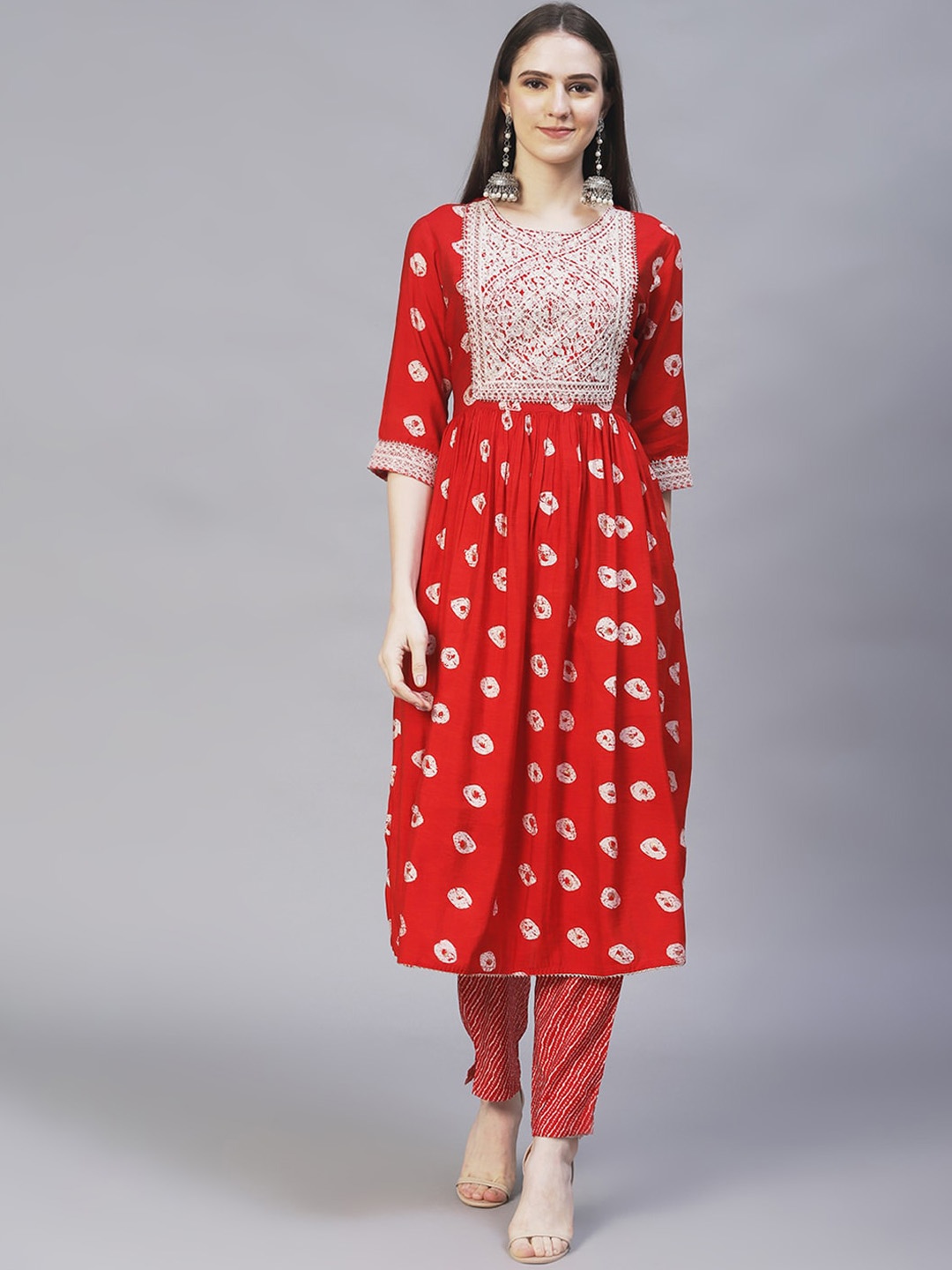

FASHOR Women Red Floral Printed Kurta with Trousers