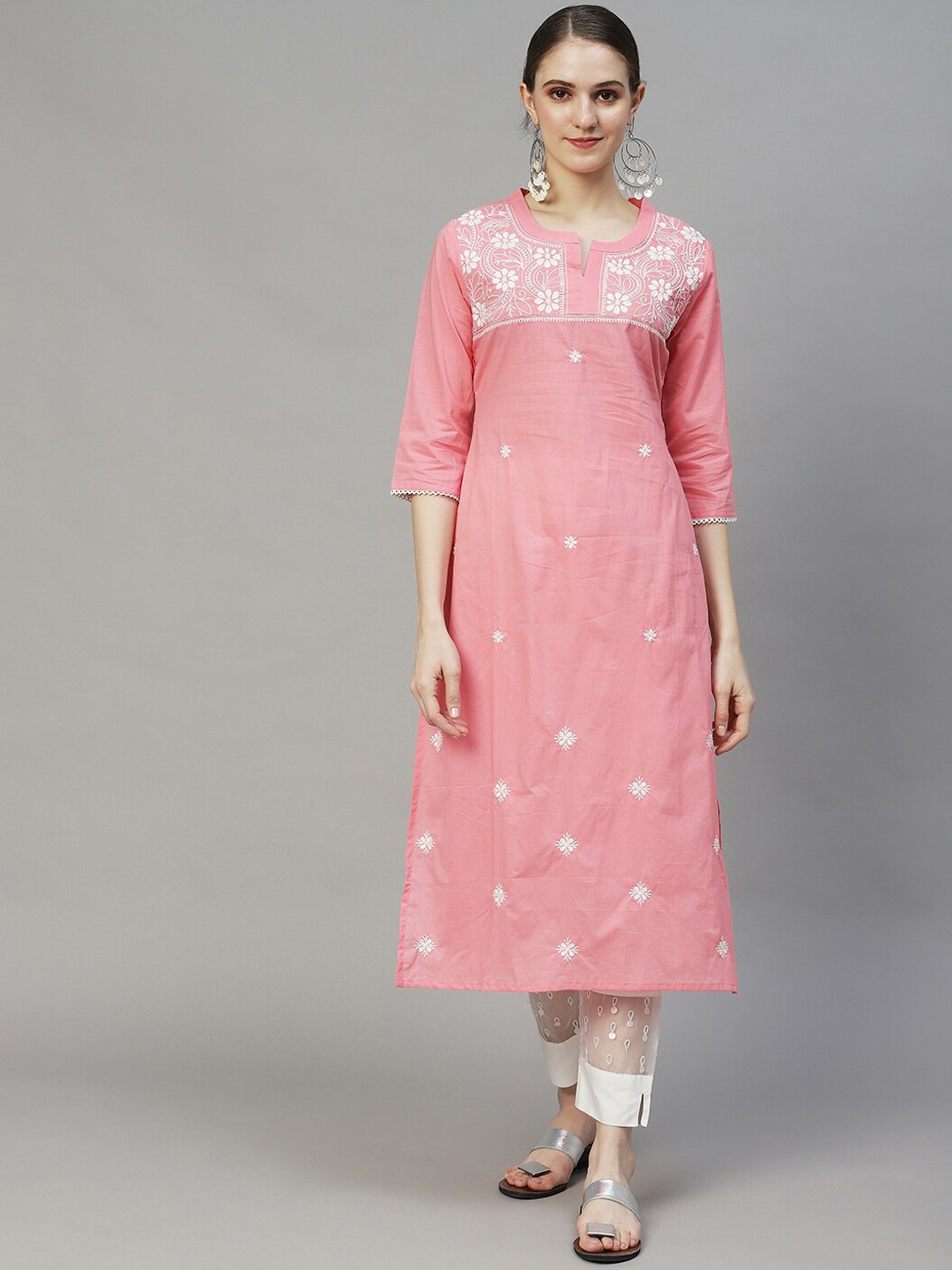 

FASHOR Women Pink Quirky Embroidered Gotta Patti Kurta