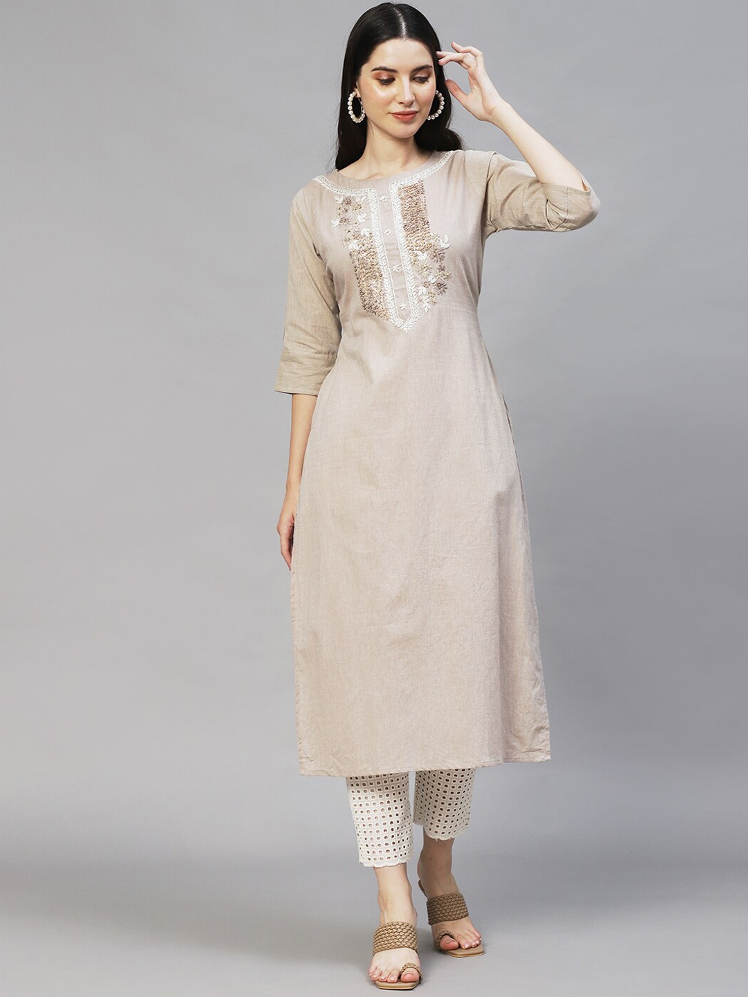 

FASHOR Women Beige Thread Work Cotton Kurta