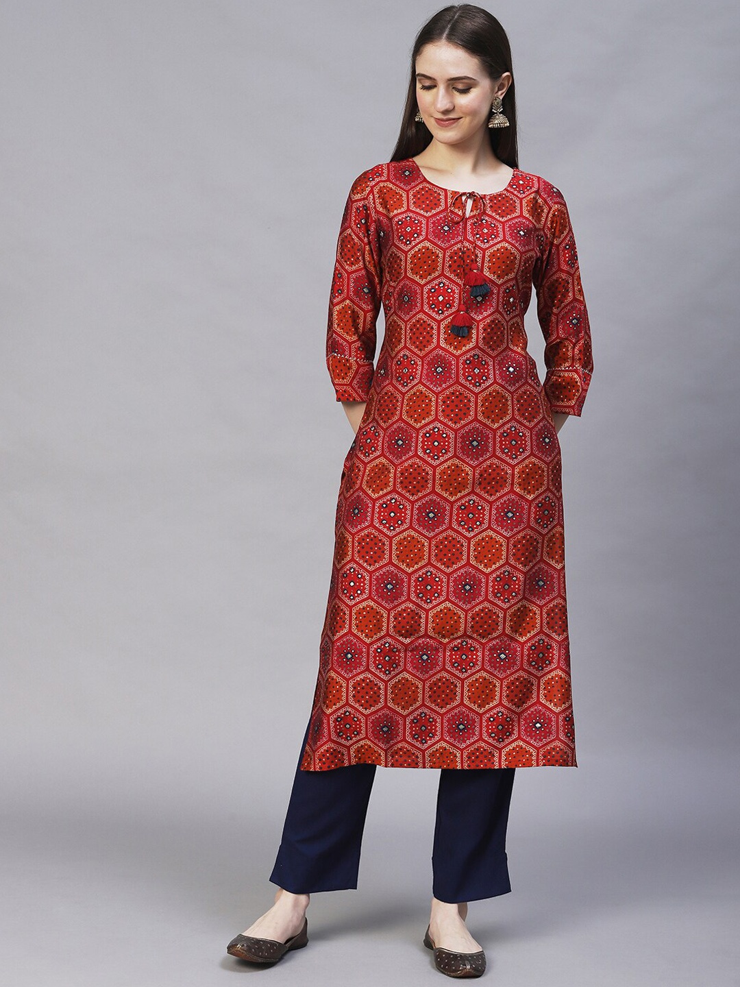 

FASHOR Women Maroon Ethnic Motifs Embellished Keyhole Neck Kurta