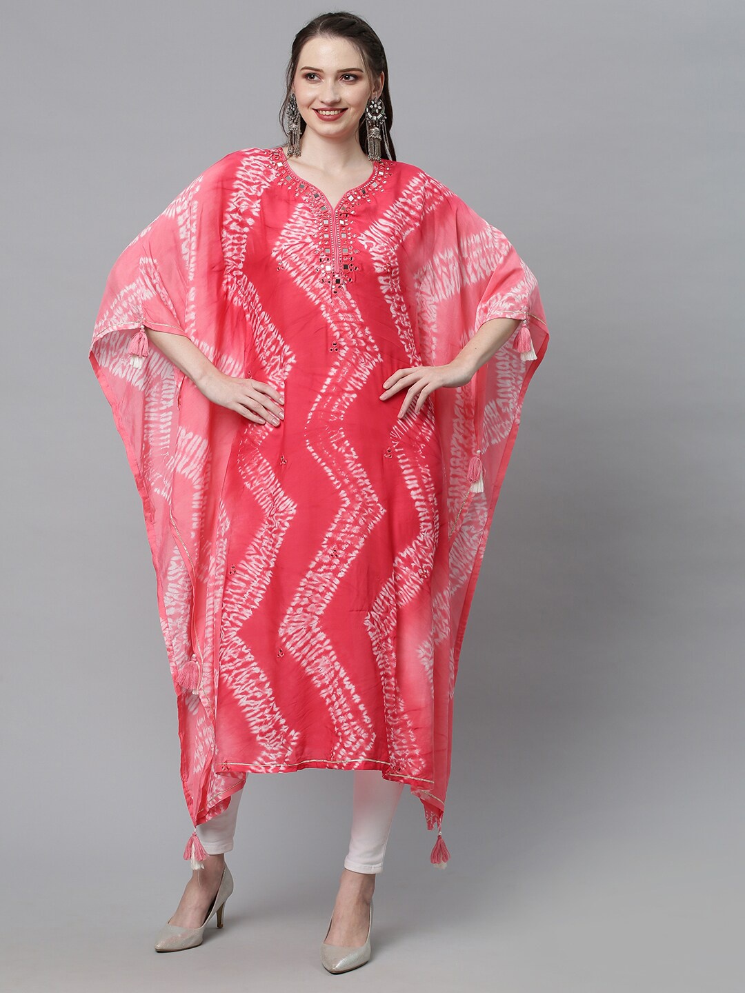 

FASHOR Women Red & White Geometric Printed Flared Sleeves Kaftan Kurta
