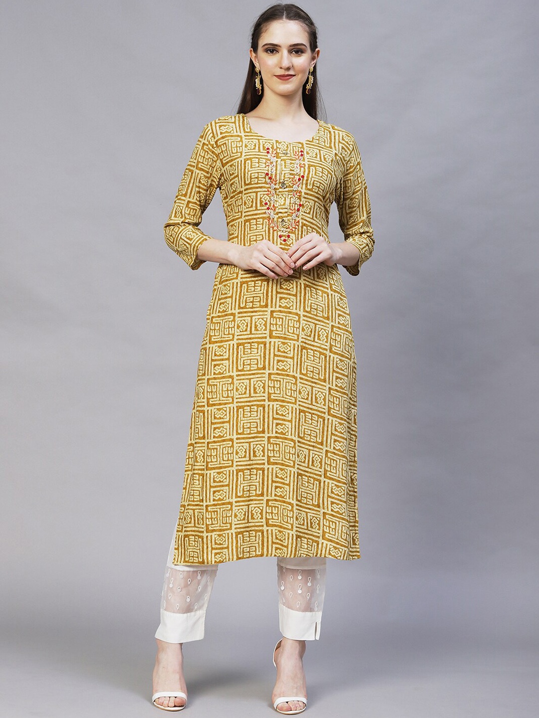 

FASHOR Women Mustard Yellow Geometric Printed Straight Kurta