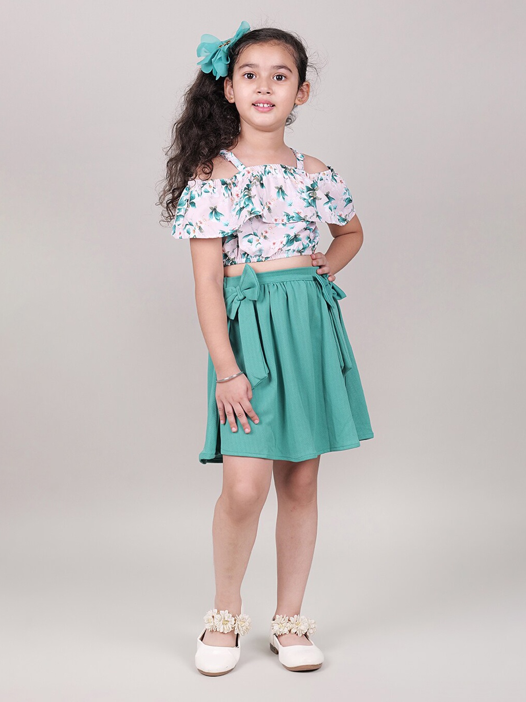 

MYY Girls Green & Pink Printed Top with Skirt