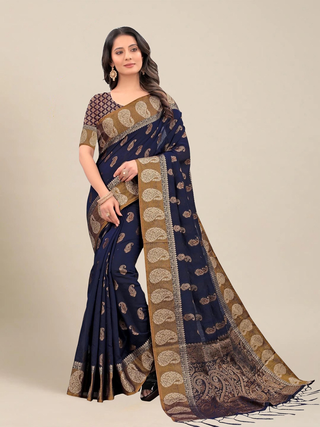 

MS RETAIL Navy Blue & Brown Paisley Zari Saree