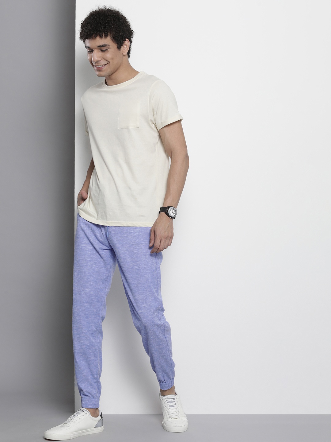 

The Indian Garage Co Men Joggers Trousers, Blue