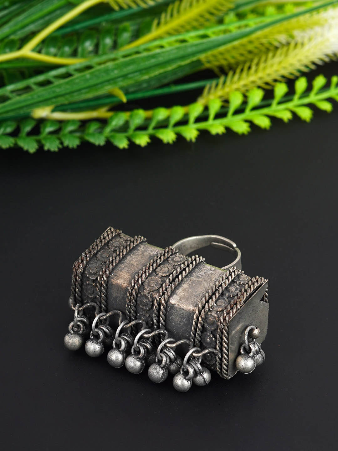 

Urmika Artificial Stones and Beads Adjustable Finger Ring, Silver