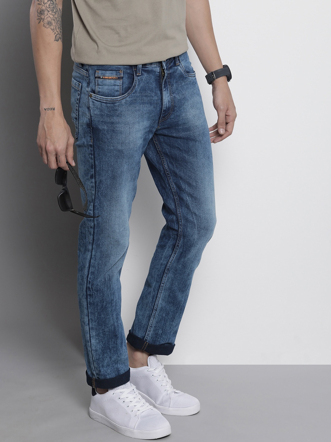 

The Indian Garage Co Men Straight Fit Light Fade Jeans, Blue